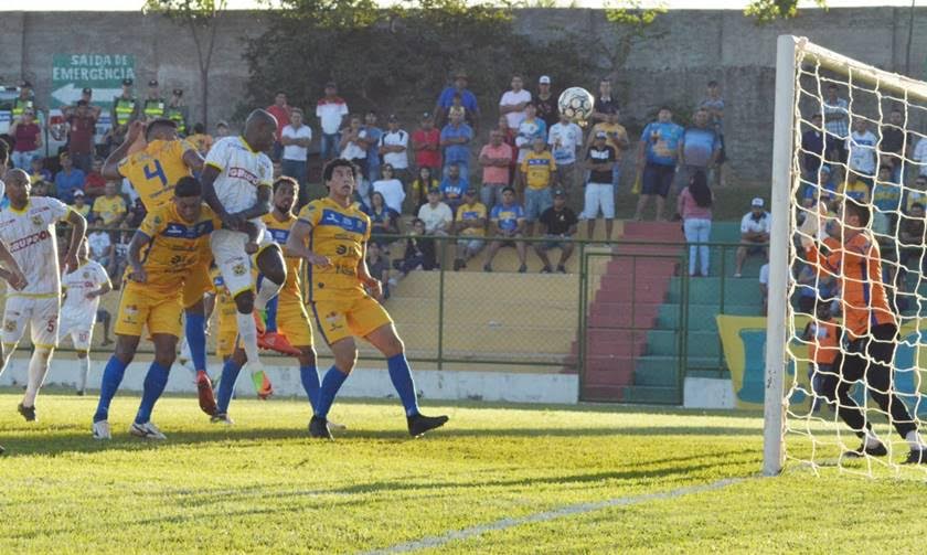 Iporá-GO 2 x 2 Brasiliense-DF – Candangos deixam classificação para última rodada