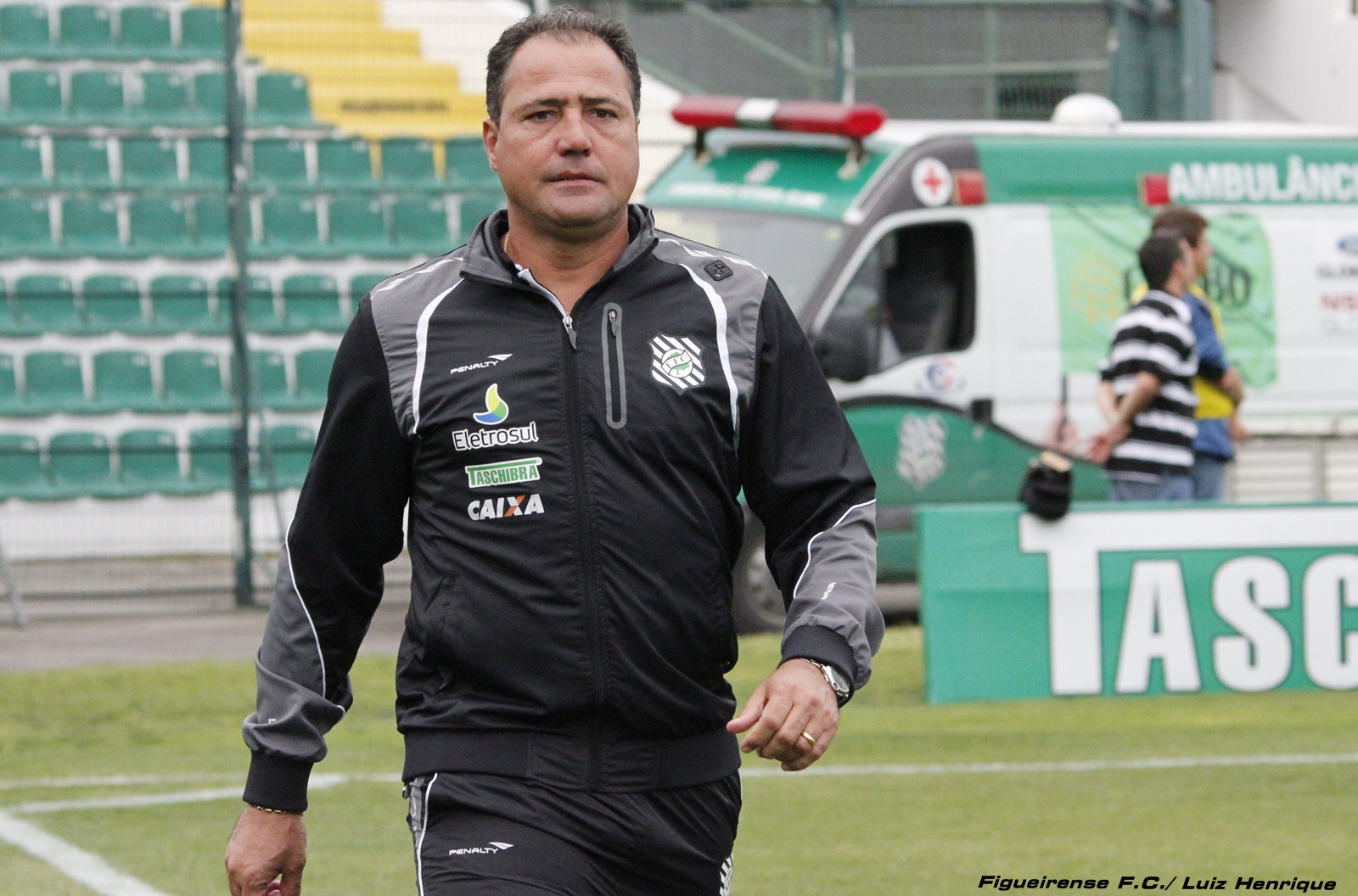 Série C: Náutico acerta com Marcio Goiano, ex-técnico de Figueirense e Criciúma