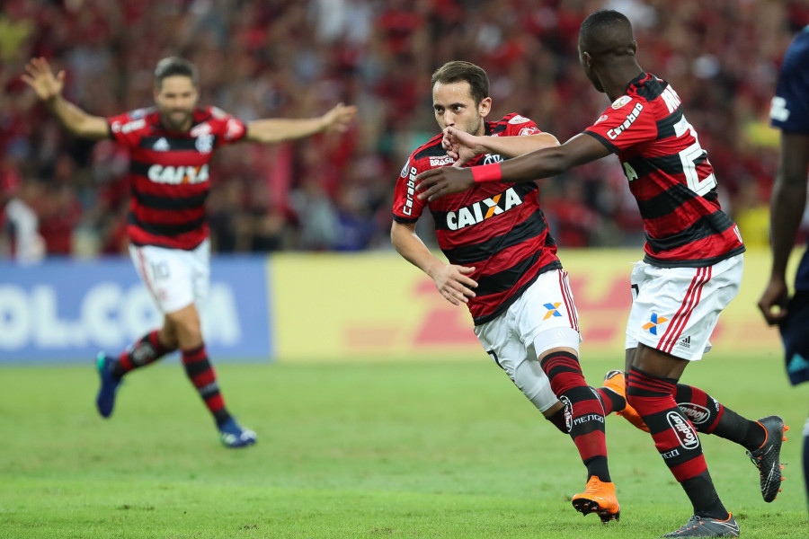 LIBERTADORES: Flamengo, Cruzeiro, Santos e Grêmio brigam pela ponta de seus grupos