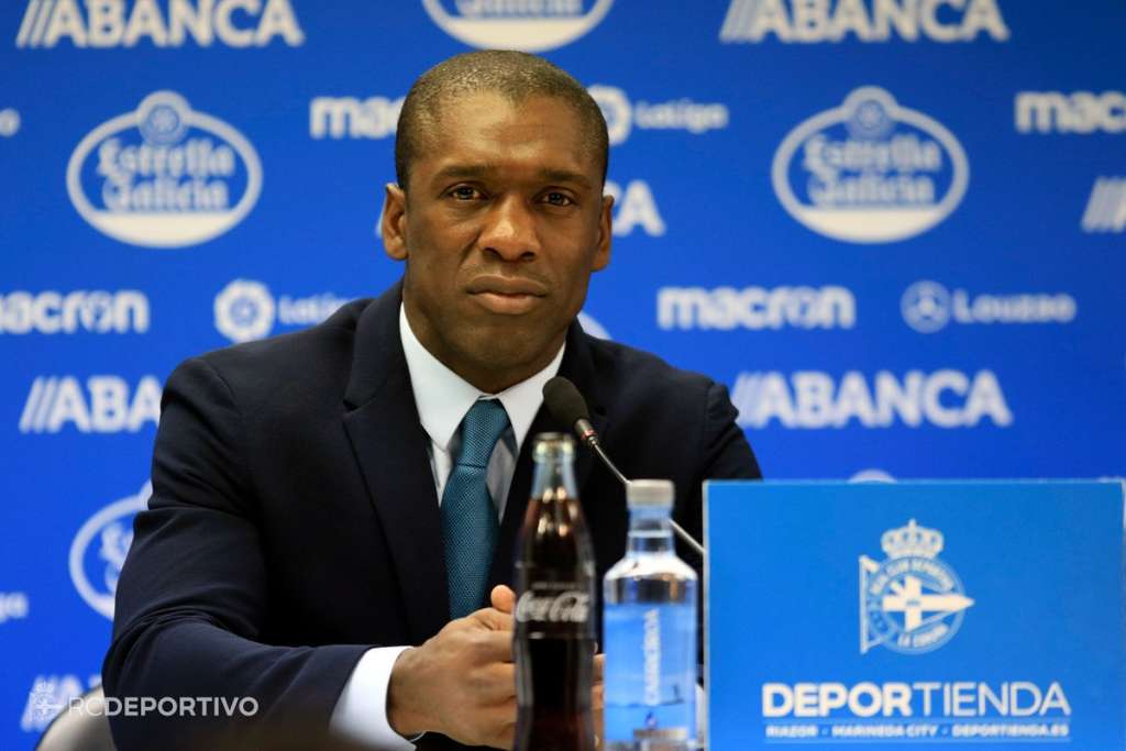 Rebaixado no Espanhol, La Coruña diz que Seedorf deixará clube no próximo mês