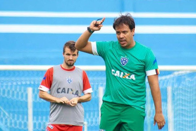 Série B: Dado Cavalcanti terá que mexer no Paysandu para jogo ante Avaí