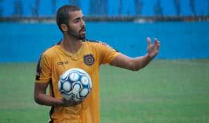 Série D: Jovem lateral comemora estreia pelos profissionais do Madureira