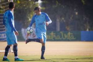 Elenco do Cruzeiro critica maratona de jogos até a Copa do Mundo