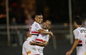América-MG x São Paulo - Único invicto, Tricolor quer encostar nos líderes