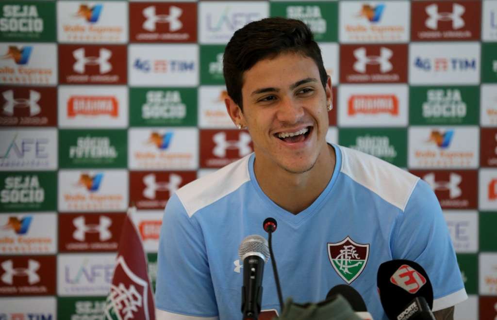 Em alta no Flu, Pedro retribui elogio de Fred e diz: 'Ganhava dele no videogame'