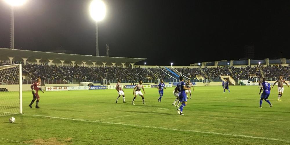 Santa Cruz arranca empate do Confiança - Reprodução/Confiança