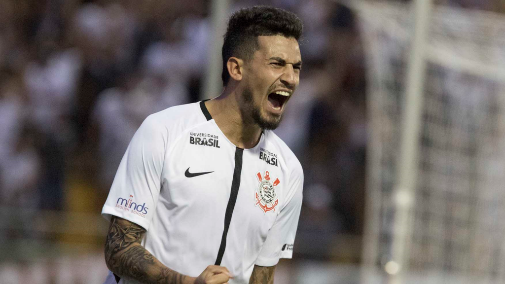 Benfica negocia a contratação de zagueiro Pedro Henrique, do Corinthians