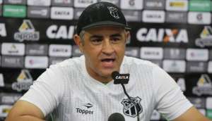 Ponte Preta contrata Chamusca, ex-técnico do Guarani, para se livrar da ameaça de queda