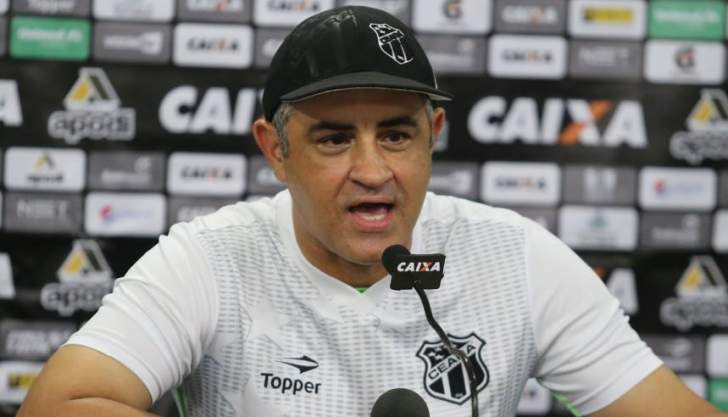 Ponte Preta contrata Chamusca, ex-técnico do Guarani, para se livrar da ameaça de queda