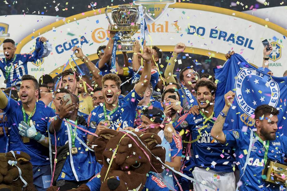 Copa do Brasil terá Fla x Grêmio nas quartas e Corinthians x Palmeiras só em uma final