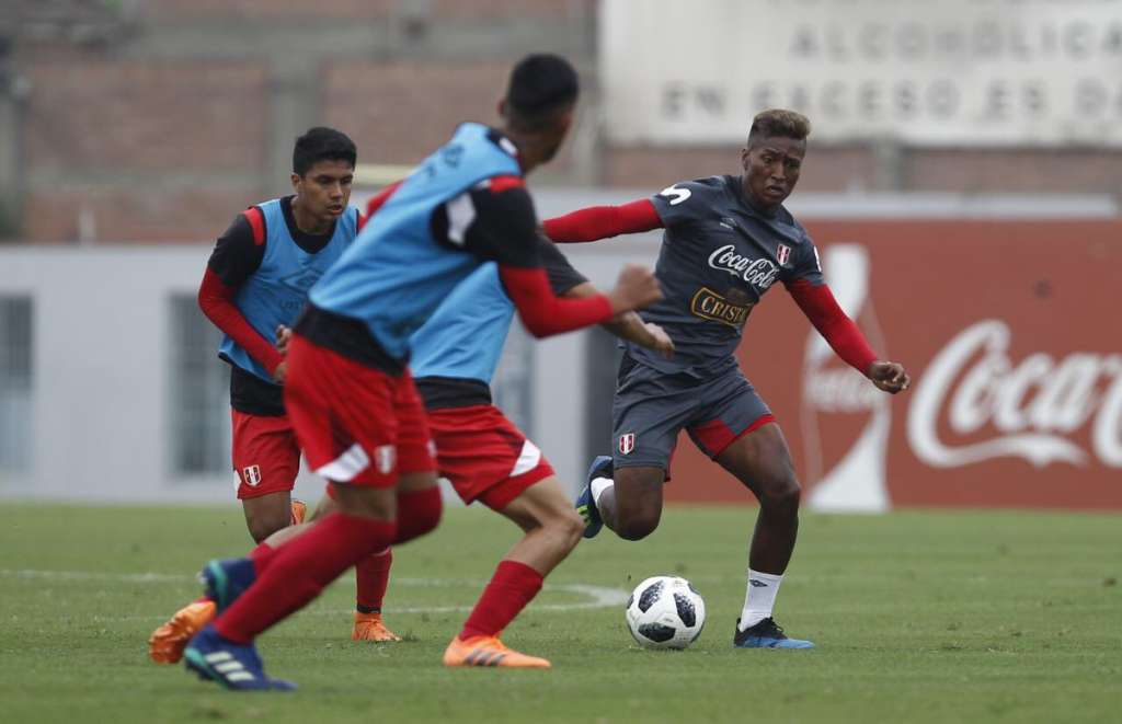 Peru faz corte final e define 23 convocados com Trauco e Cueva