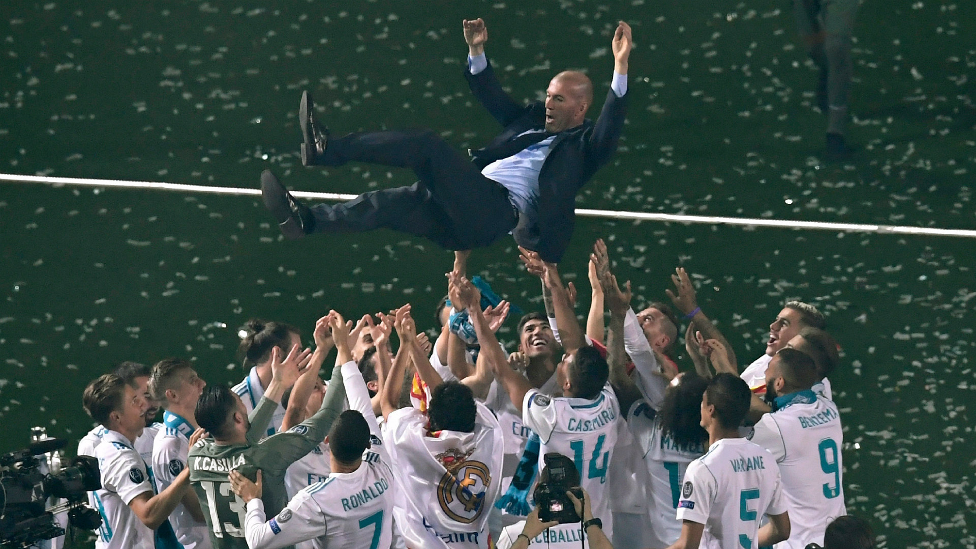 Jogadores exaltam Zidane após despedida e Ronaldo fala em ‘orgulho’