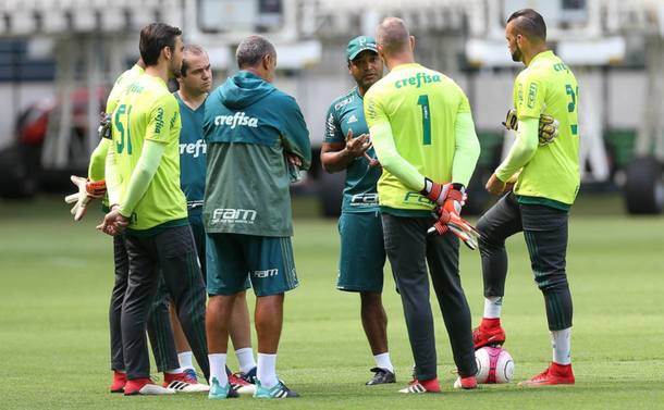 Clubes brasileiros se organizam para aproveitar ‘folga’ da Copa do Mundo