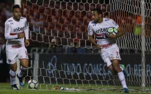 Grandes paulistas entram em campo com a Cruz Vermelha na campanha ‘Aqueça São Paulo'