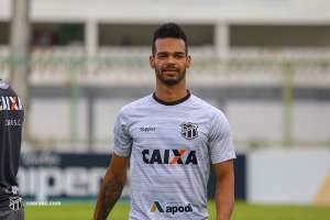 Em busca de reação, Jorginho mexe de novo no Ceará para duelo com Cruzeiro