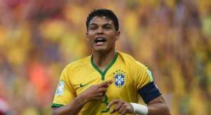 Thiago Silva comemora atuação e retomada de espaço na zaga da seleção brasileira