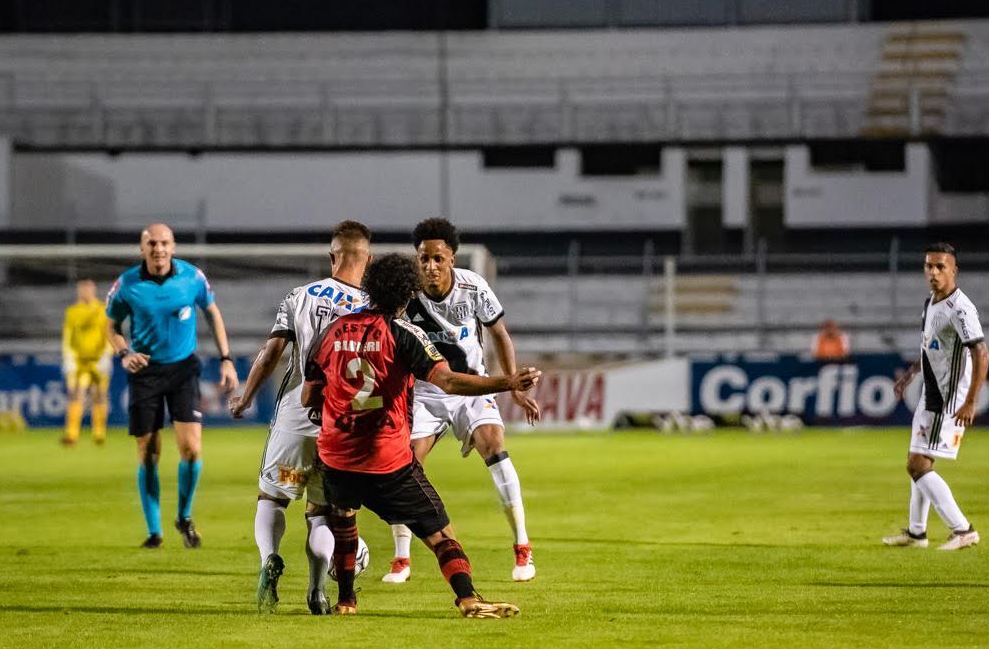 Futebol da Ponte provoca desalento; volante Jonas joga no Flamengo