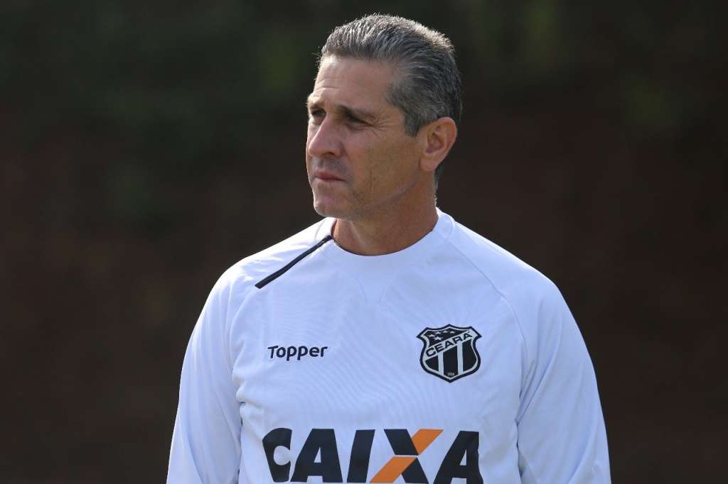 Após 15 dias e três derrotas no Brasileirão, Jorginho deixa o Ceará