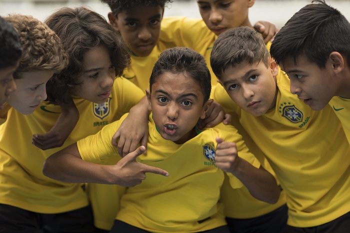 Ronaldo Fenômeno se junta a jogadores da Seleção em vídeo para a Copa do Mundo