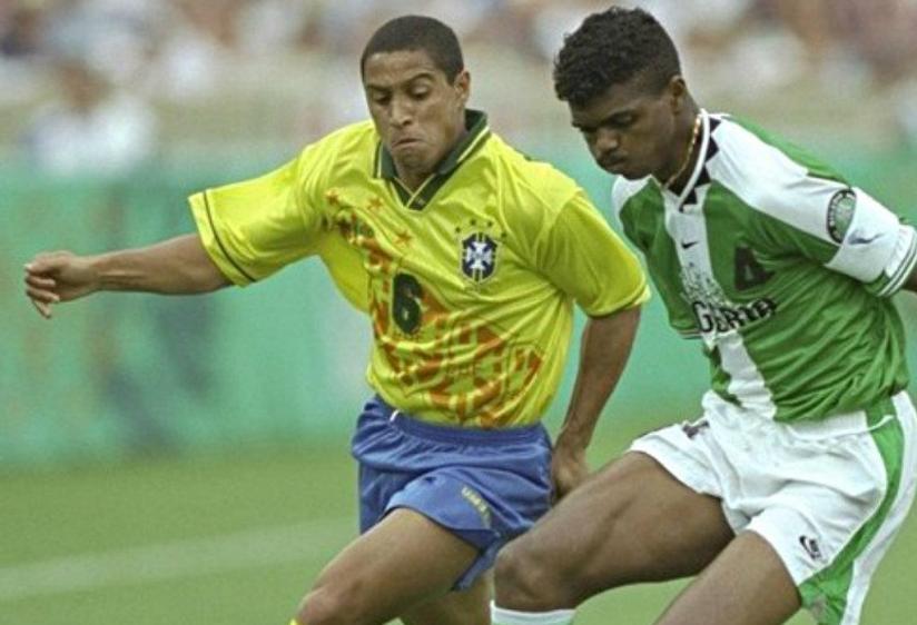 Na Rússia para Copa do Mundo, ex-atacante Kanu tem R$ 41 mil roubados (Foto: Reprodução) 