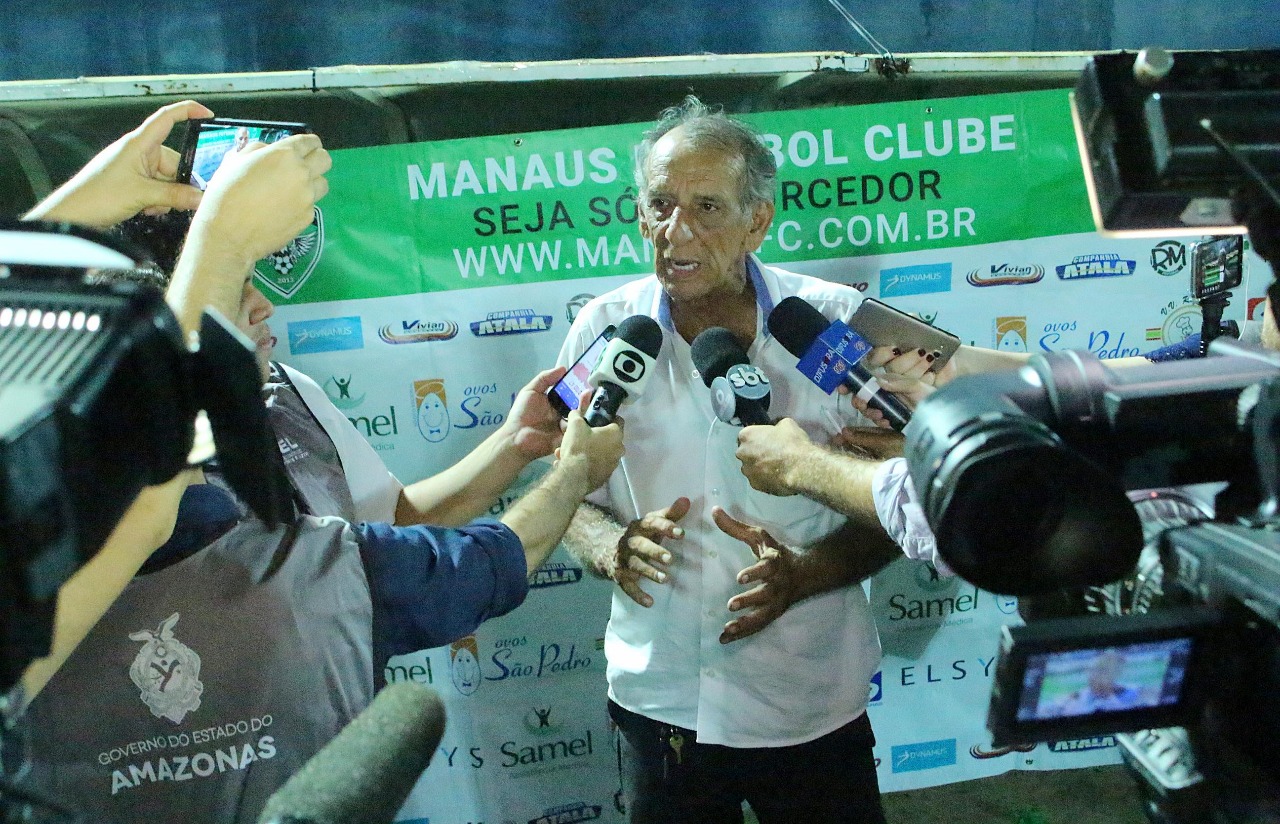 Série D: “Fiquei satisfeito com o jogo”, diz técnico do Manaus após empate com Santos-AP