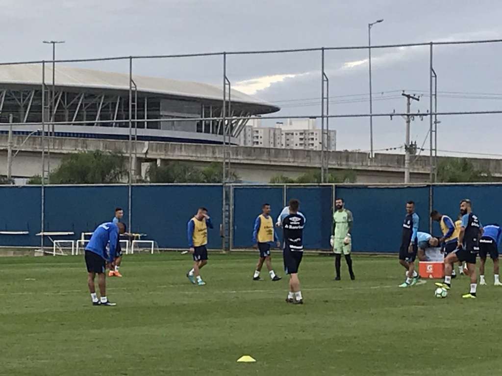 Renato Gaúcho tem Luan, Léo Moura e Arthur de volta para duelo contra o Palmeiras