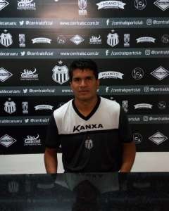 Série C: Salgueiro acerta com zagueiro e volante do Central