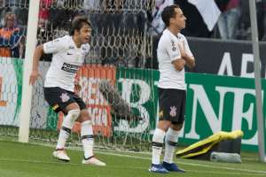 Corinthians passa dos R$ 475 milhões de dívida e recorre a empréstimos bancários