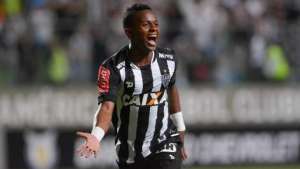 Atlético-MG pode vender meia ao Porto e contratar ex-meia de Palmeiras e Corinthians