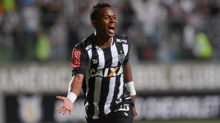 Atlético-MG pode vender meia ao Porto e contratar ex-meia de Palmeiras e Corinthians