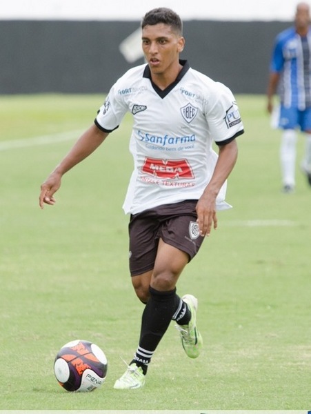 Segundona: Paulista contrata lateral-direito que disputou a Série A3 pelo Rio Branco