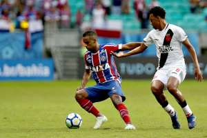 Paraná x Bahia - Desesperados, tricolores se enfrentam na Vila Capanema