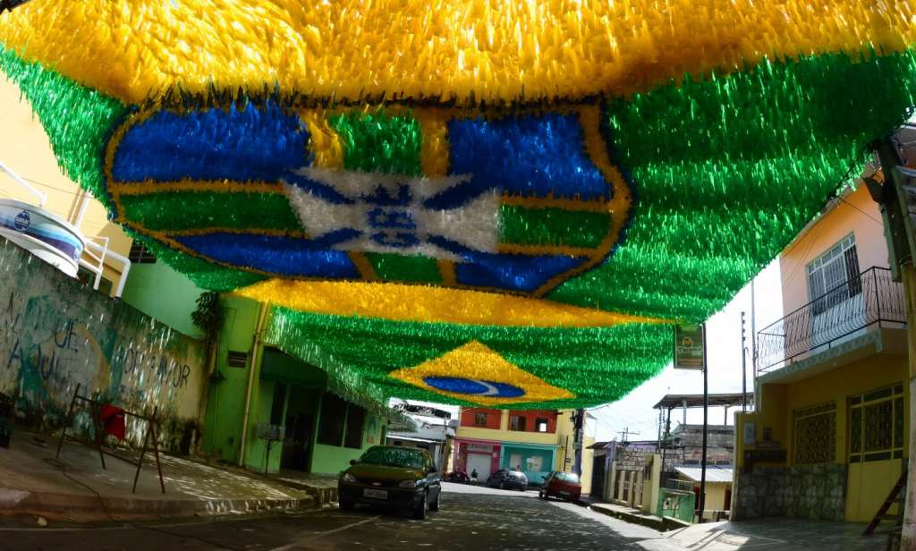 Com bairro já em clima de Copa do Mundo, Vila Zelina é a Rússia paulistana