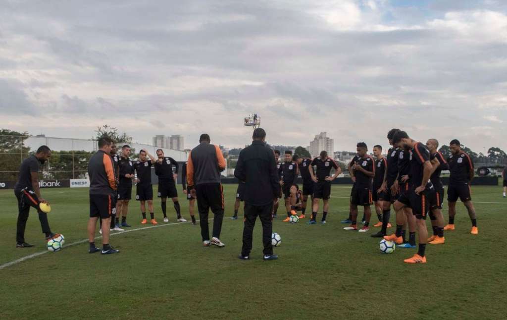 Elenco do Corinthians pode sofrer algumas baixas durante a pausa para a Copa do Mundo