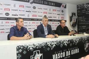 'Muita gente vai se surpreender conosco', diz técnico Jorginho em volta ao Vasco