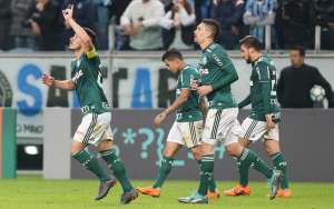 Seleção FI do Brasileirão tem ataque fulminante, surpresas e técnico contestado