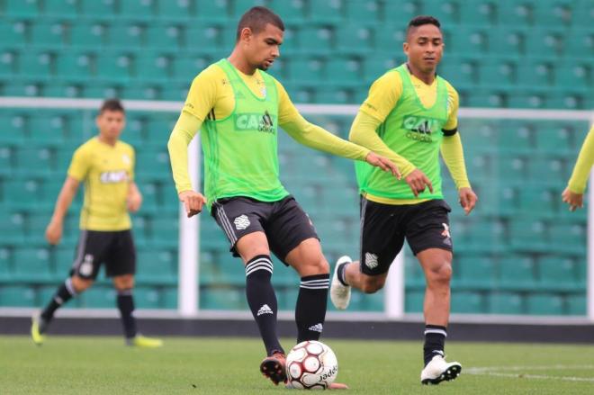 Atlético-GO x Figueirense – É ganhar e colar no G4 da Série B