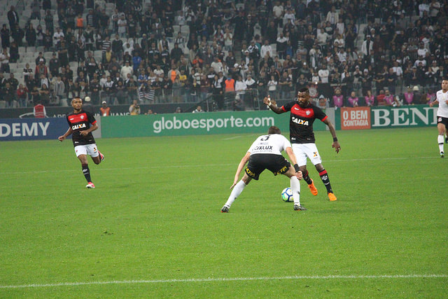 Corinthians 0 x 0 Vitória - Timão tropeça em casa e chega a três jogos sem vencer 2 0002050319398 img