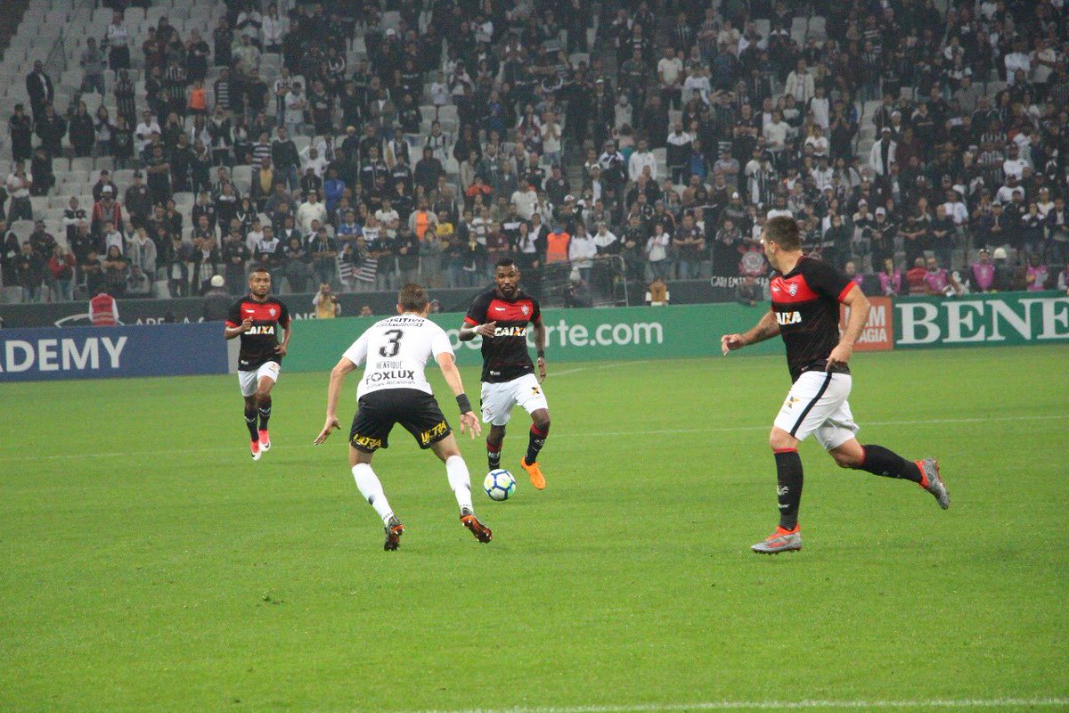 ​Corinthians 0 x 0 Vitória – Timão tropeça em casa e chega a três jogos sem vencer