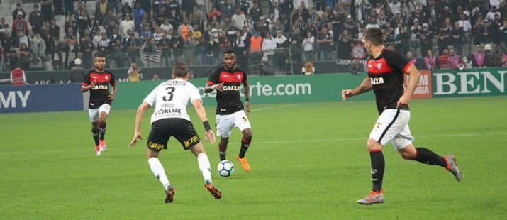 Corinthians não conseguiu se impor contra o Vitória mesmo dentro do Itaquerão