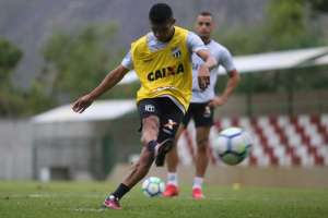 Lisca promete mudanças radicais no Ceará para conseguir a primeira vitória