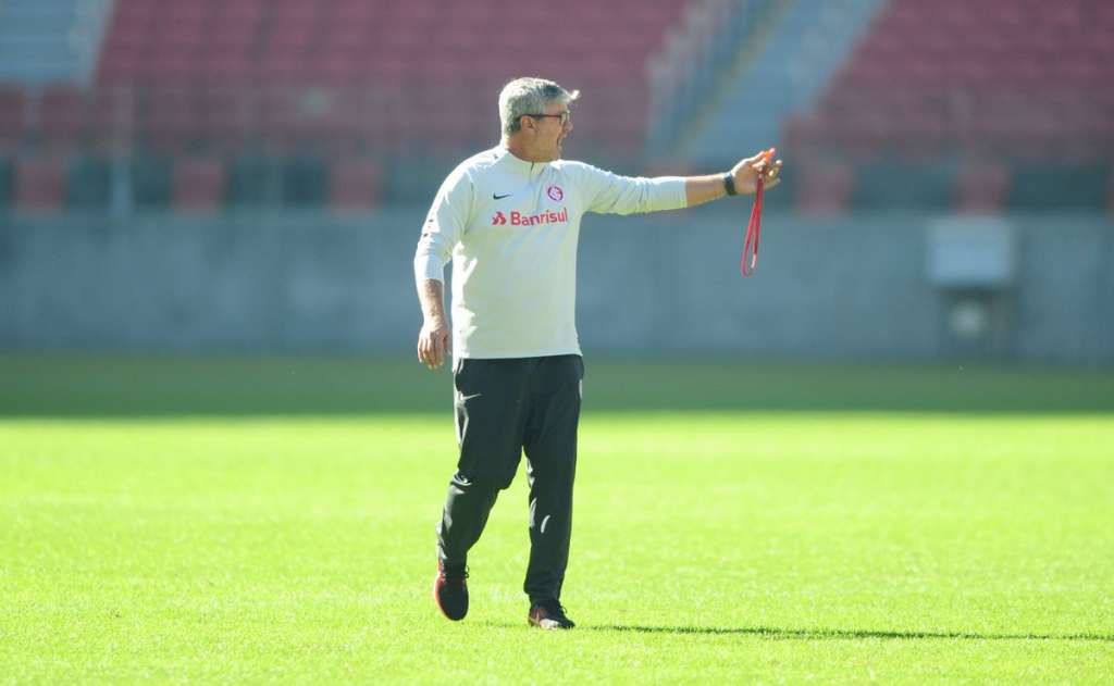 Internacional busca manter invencibilidade e encerrar seca de gols contra Santos