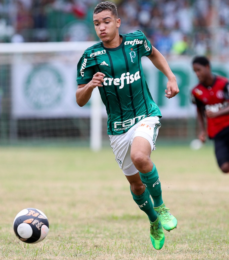 PAULISTA SUB 15: Palmeiras goleia Taubaté e segue com 100% de aproveitamento
