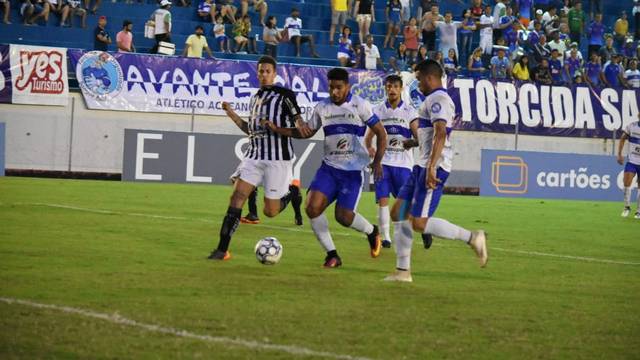 Atlético-AC 3 x 0 ABC – Galo Carijó volta a vencer e mantem liderança isolada