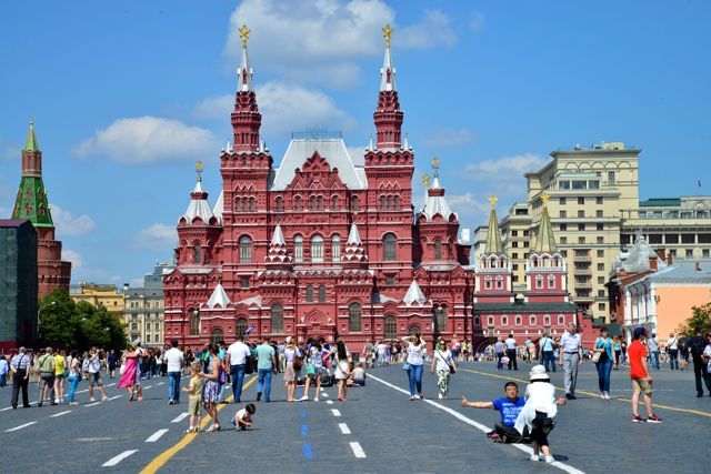 Fan Fest da Copa do Mundo em Moscou tira moradia de estudantes e gera revolta