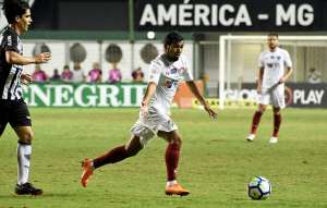 Abel lamenta chances perdidas e vê placar injusto no Independência