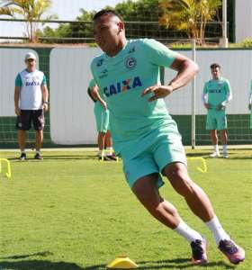 Pedro Bambu rescinde com Goiás e pode ser anunciado no Atlético-GO