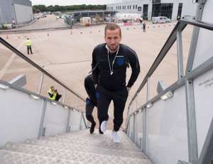 Harry Kane garante que a Inglaterra vai jogar um futebol ofensivo na Copa