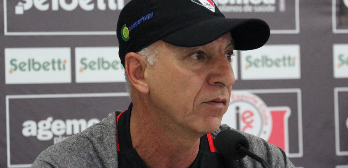 Márcio Fernandes elogia torcida e vê vitória importante para a sequência do Joinville