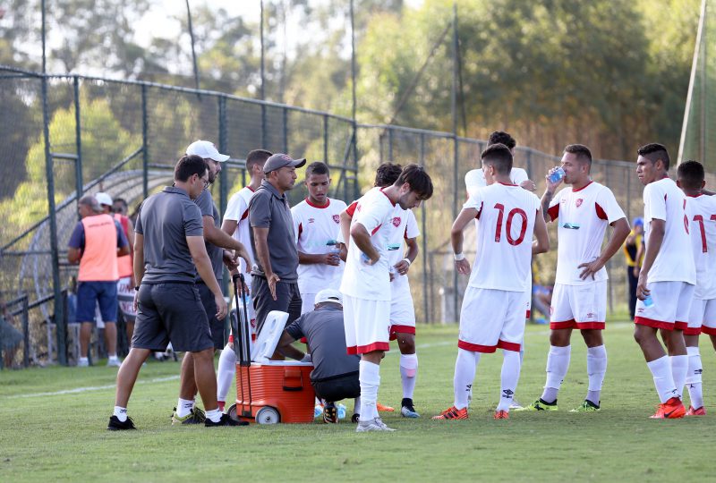 Copa Paulista: Desportivo Brasil confirma técnico da base para comandar profissionais